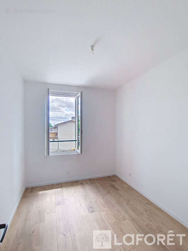 Maison Saint-martin-du-bois 5 pièce(s) - photo 8
