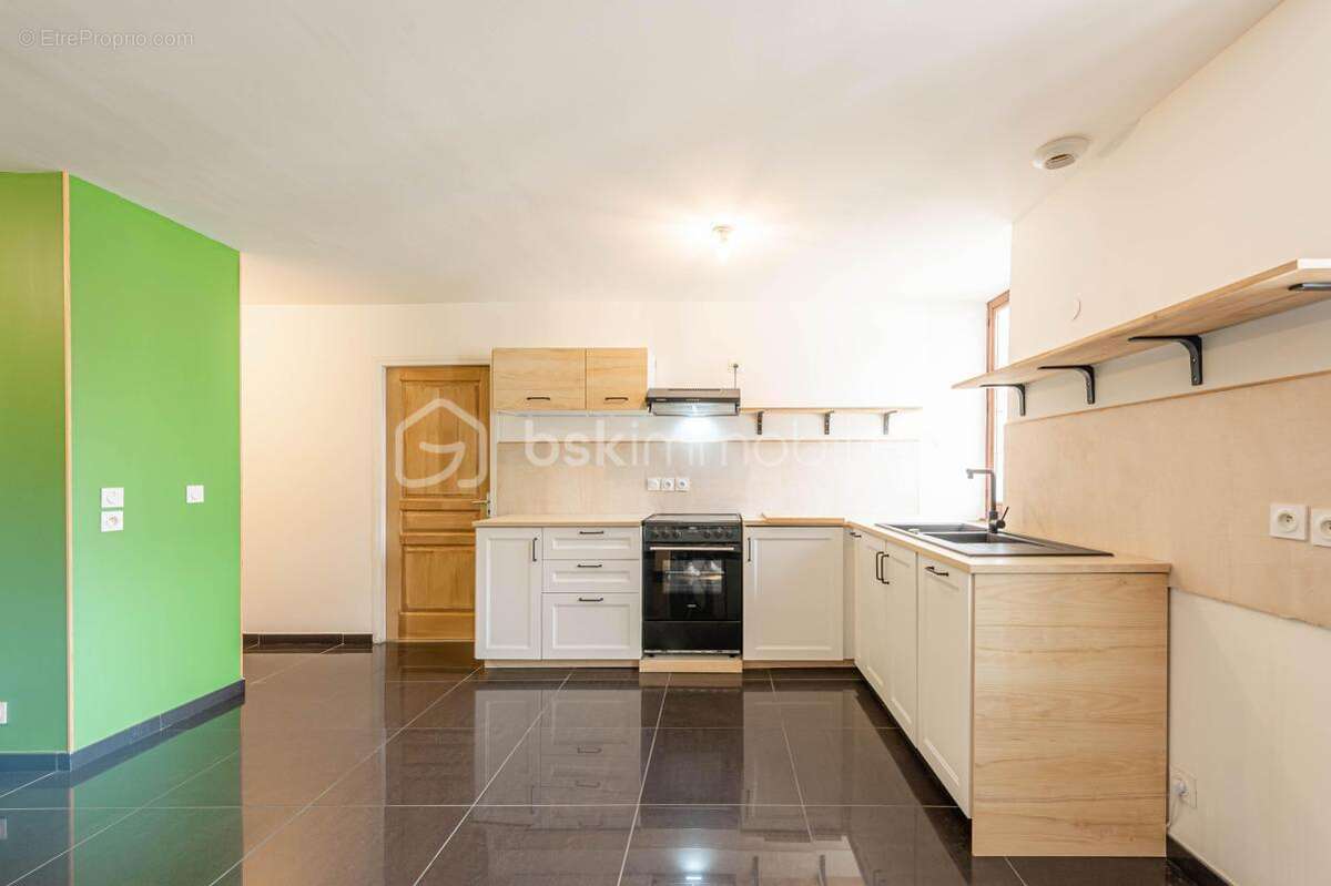 Appartement à ALBY-SUR-CHERAN