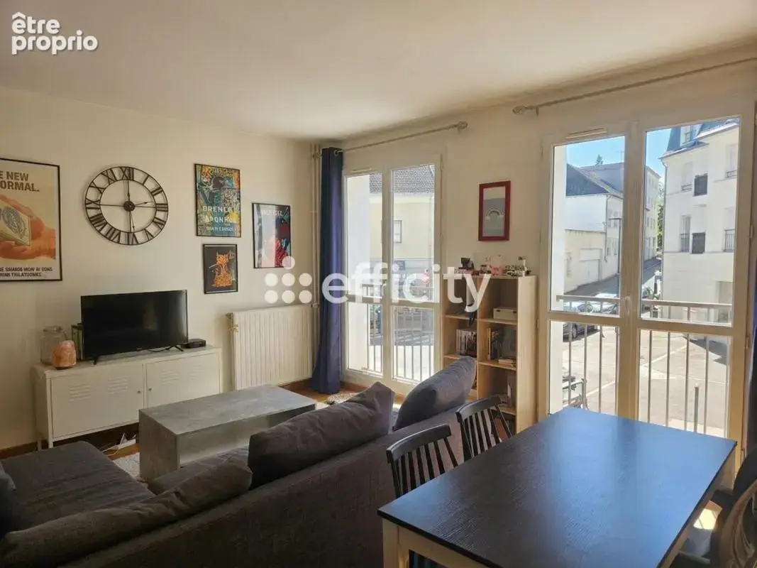 Appartement à SAINT-CYR-L'ECOLE