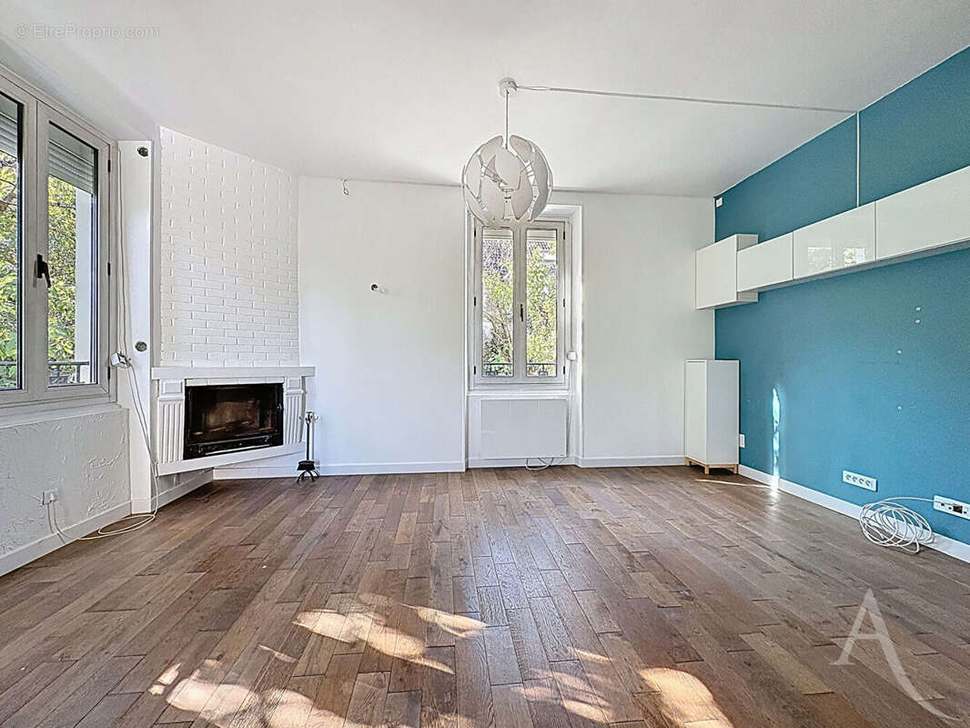 Maison à MANTES-LA-VILLE