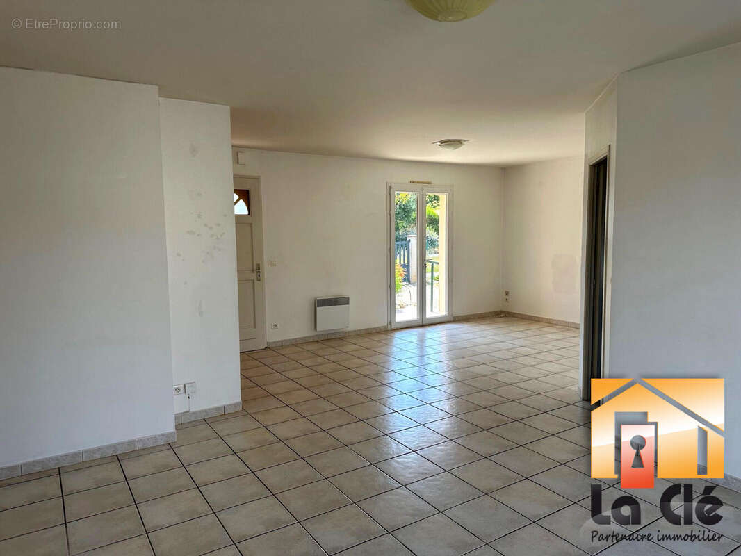 Maison à CASTELCULIER