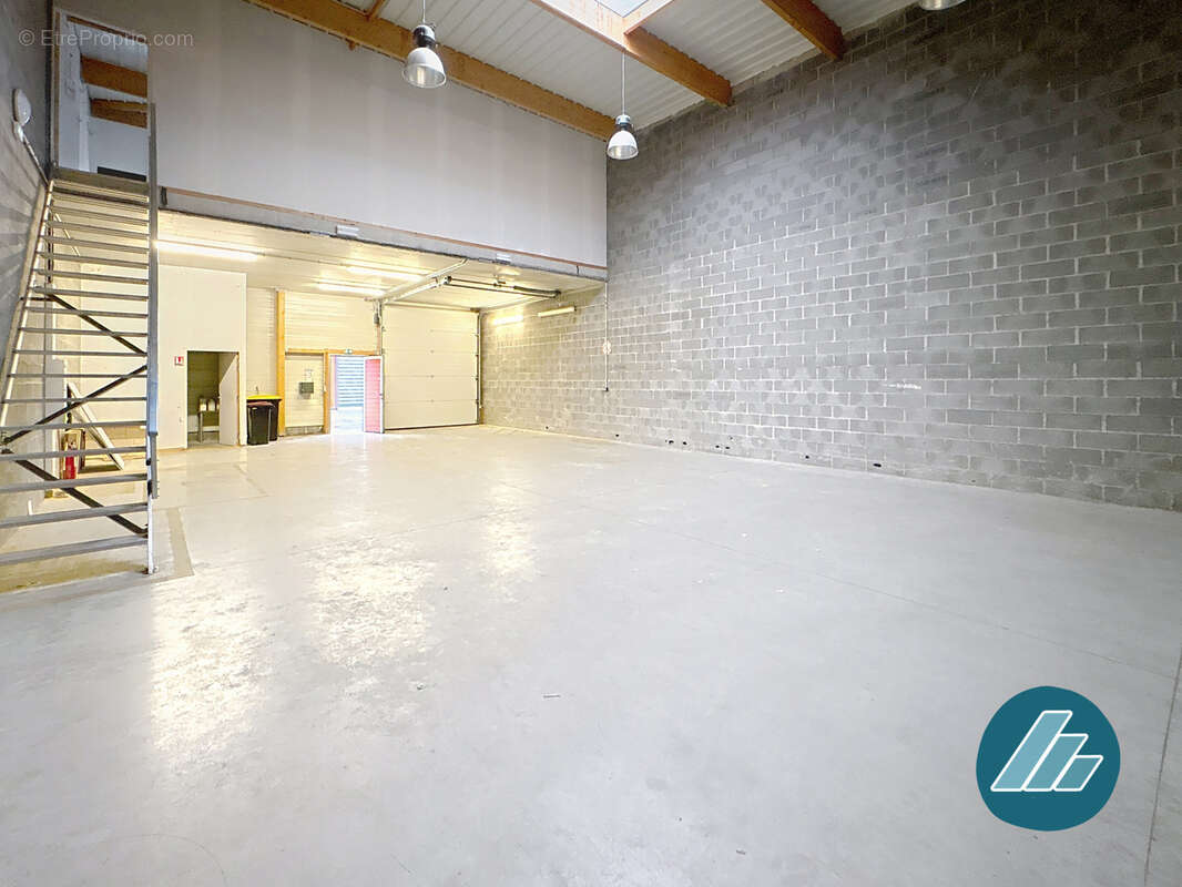 Commerce à VAUCHELLES-LES-QUESNOY