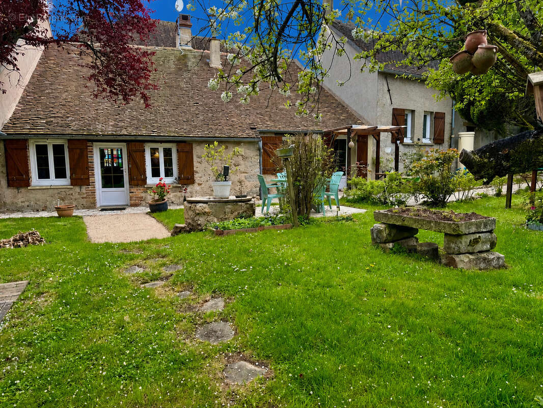 Maison à CHEROY