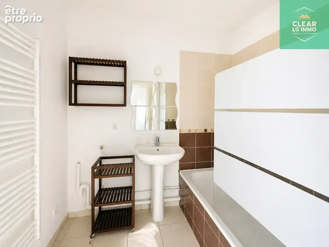 Charmantapt avec balcon et garage - photo 6