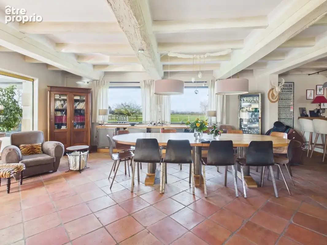 Grande maison de caractère et ses trois maisons d'amis - photo 4