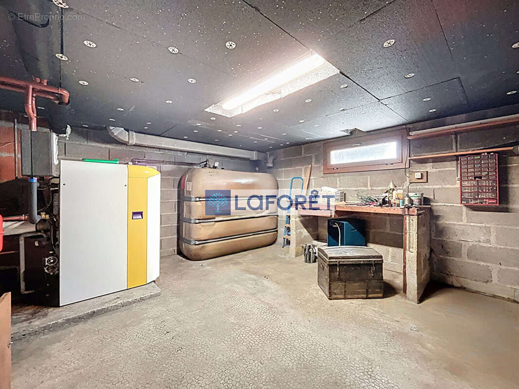 Maison à SAPIGNICOURT