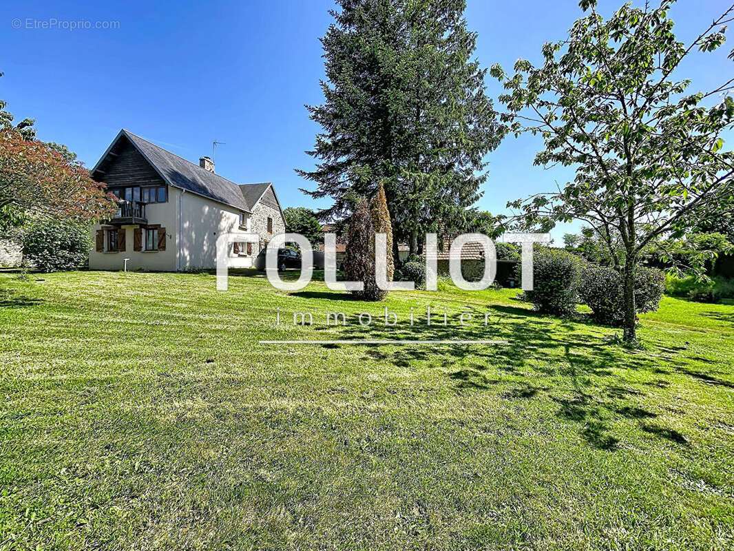 A vendre - Maison - Montaigu Les Bois - Idéal activité de gîte / chambres d'hôtes - photo 2