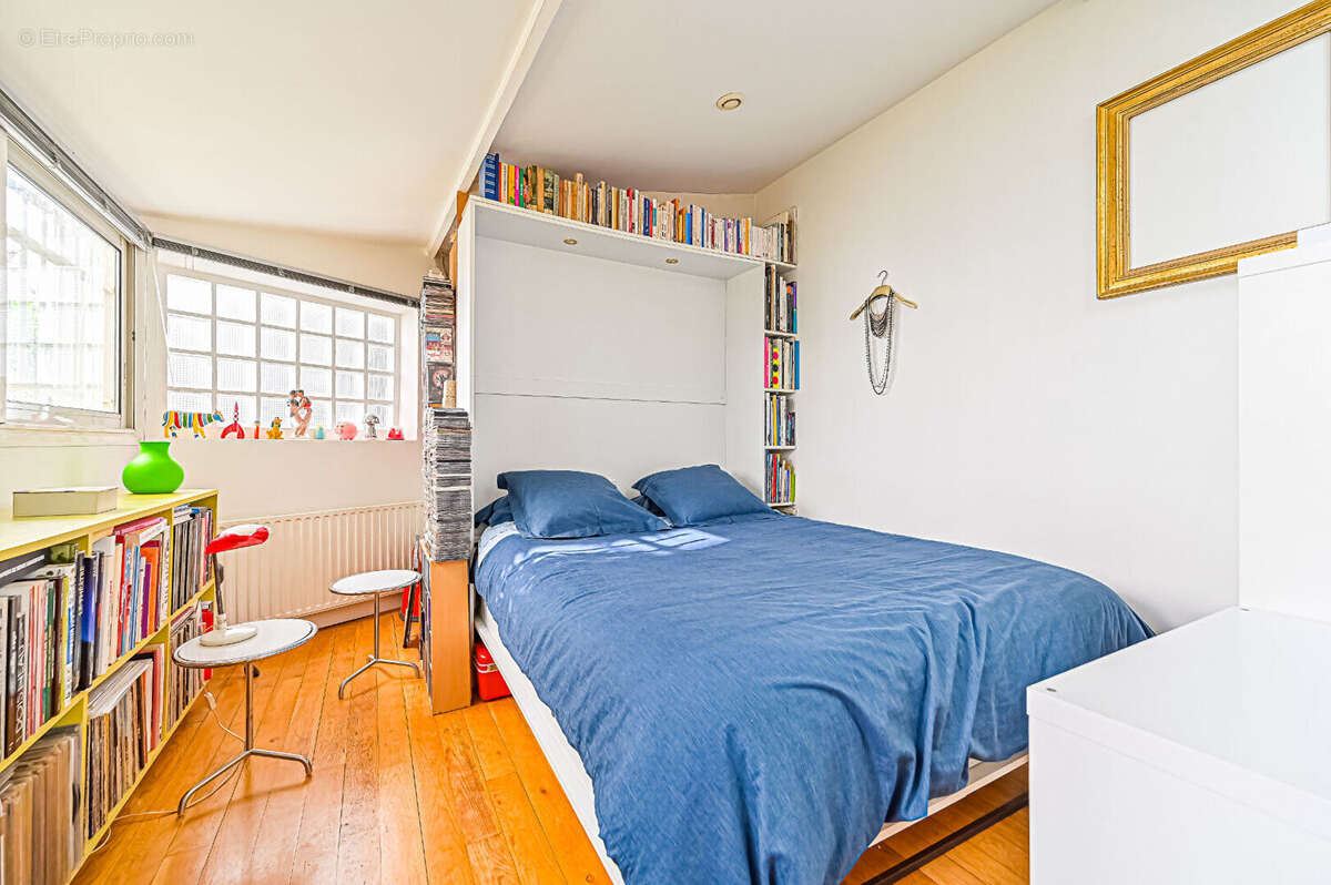 Appartement à PARIS-10E