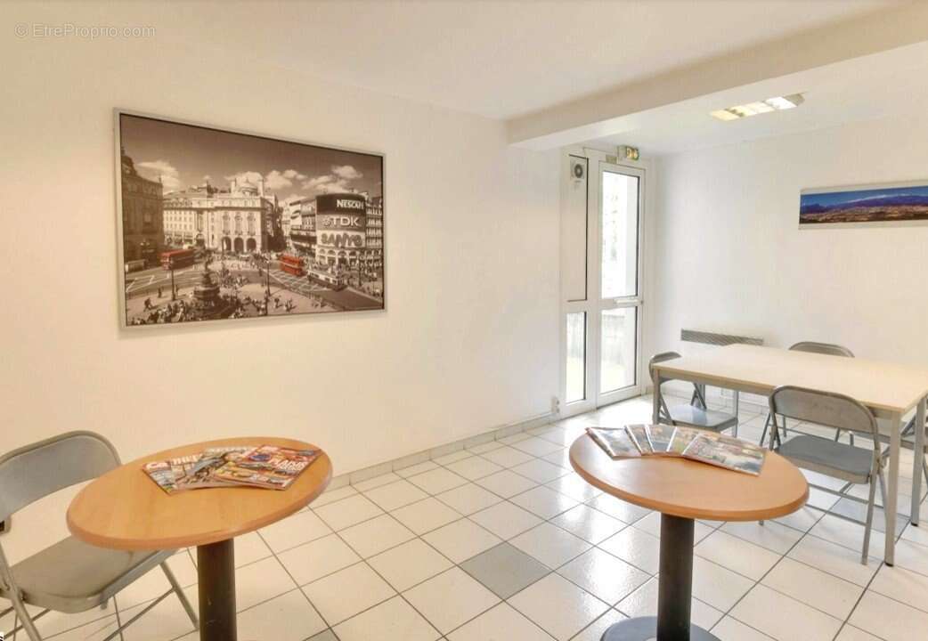 INVESTISSEMENT LOCATIF  GRENOBLE  Résidence étudiante Les Estudines Europole - 5,57 de rentabilité - photo 7