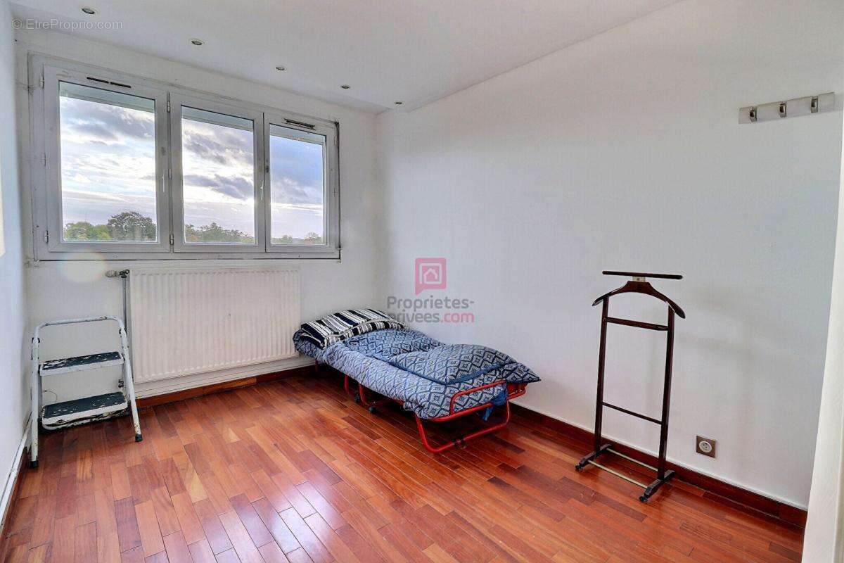 Appartement à VILLIERS-SUR-ORGE