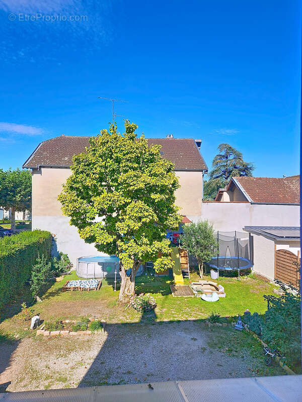 Maison à MONTREVEL-EN-BRESSE