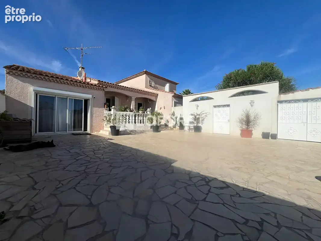 Maison Fos Sur Mer T6 159M² - photo 3