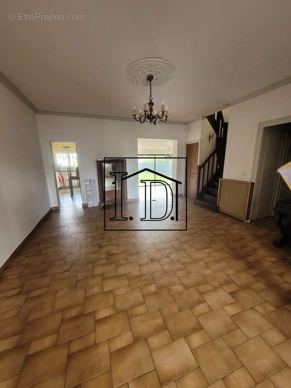 Séjour - Maison à BERGERAC