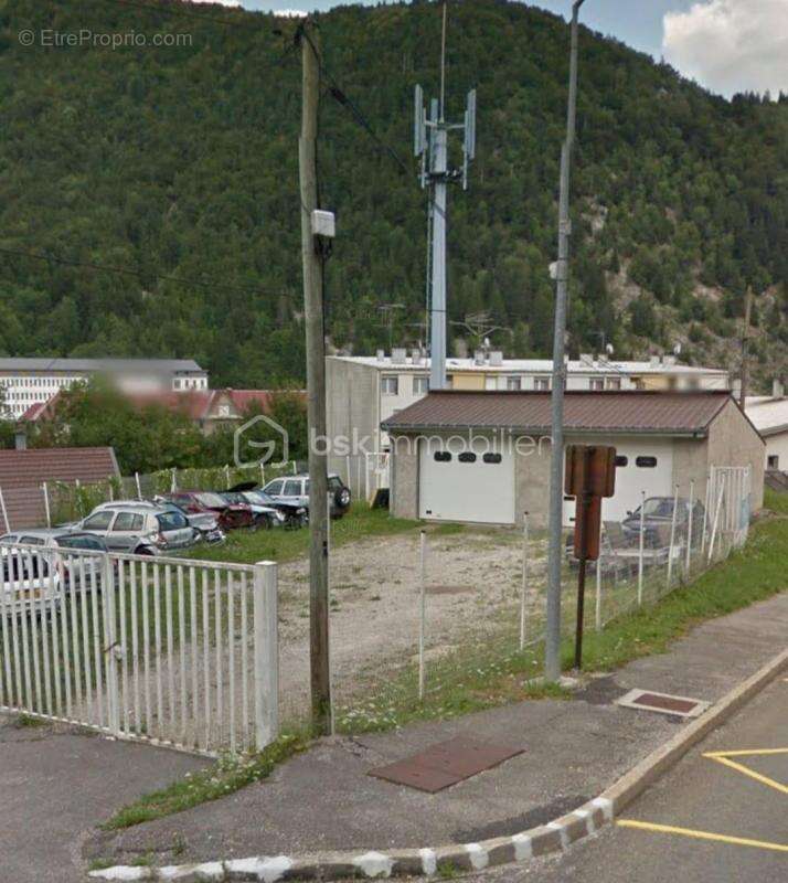 Parking à MOREZ
