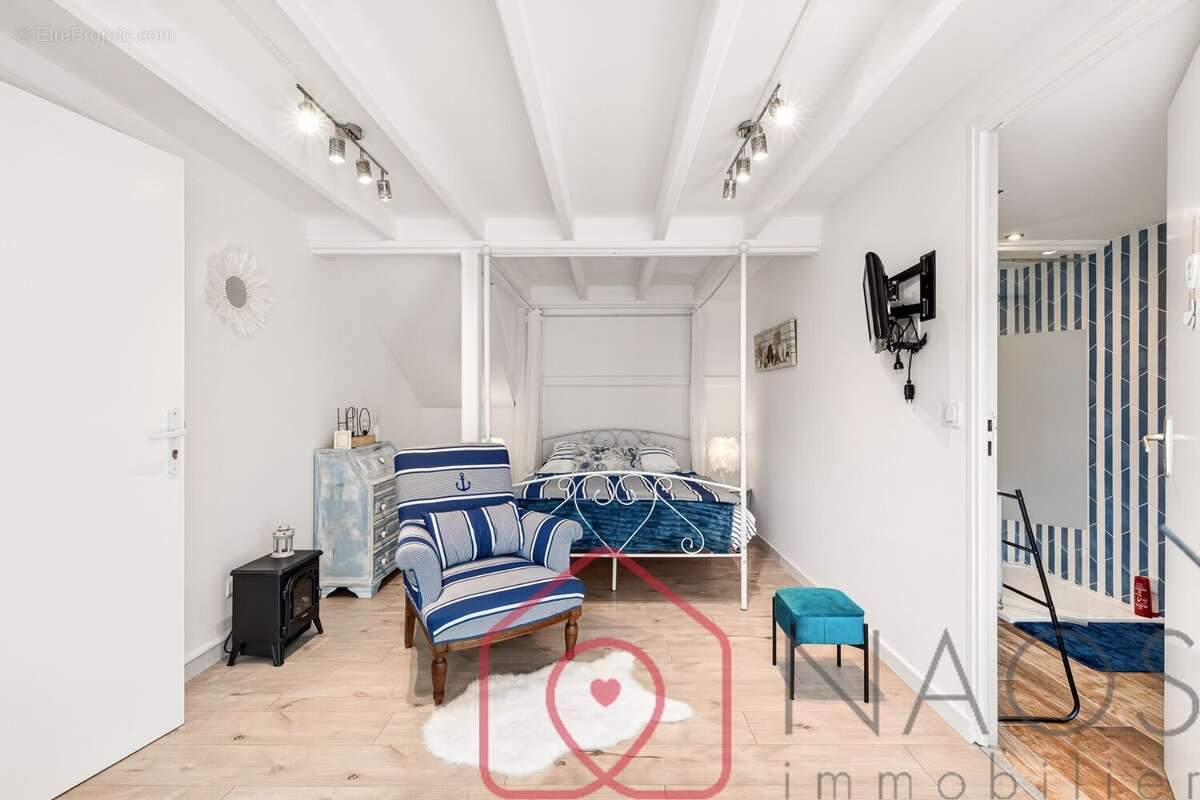 Sur le port de fréjus loft - photo 5