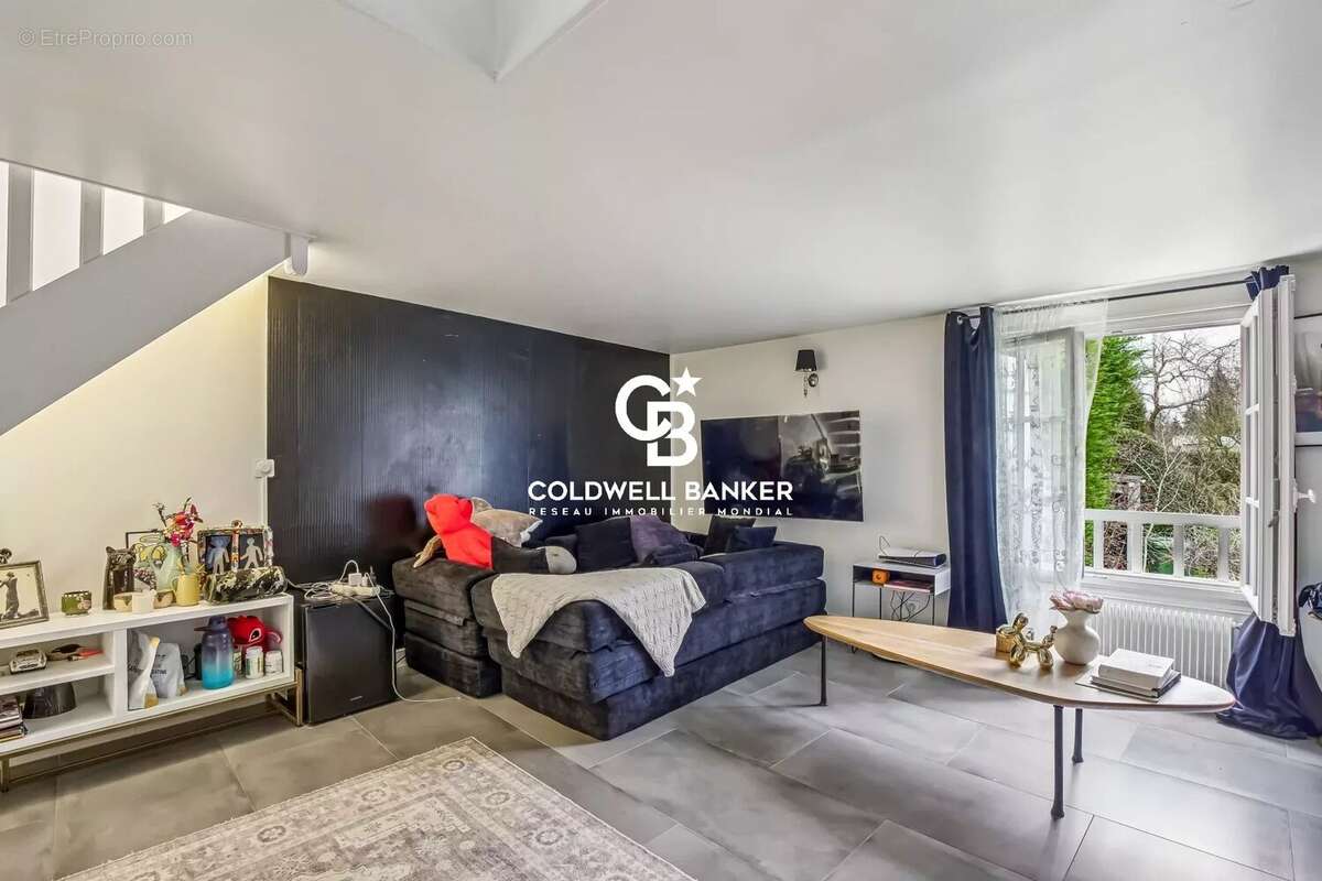 Maison à FEUCHEROLLES