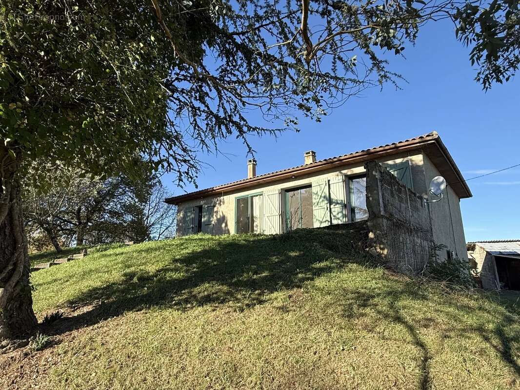 Maison à CASTELNAVET