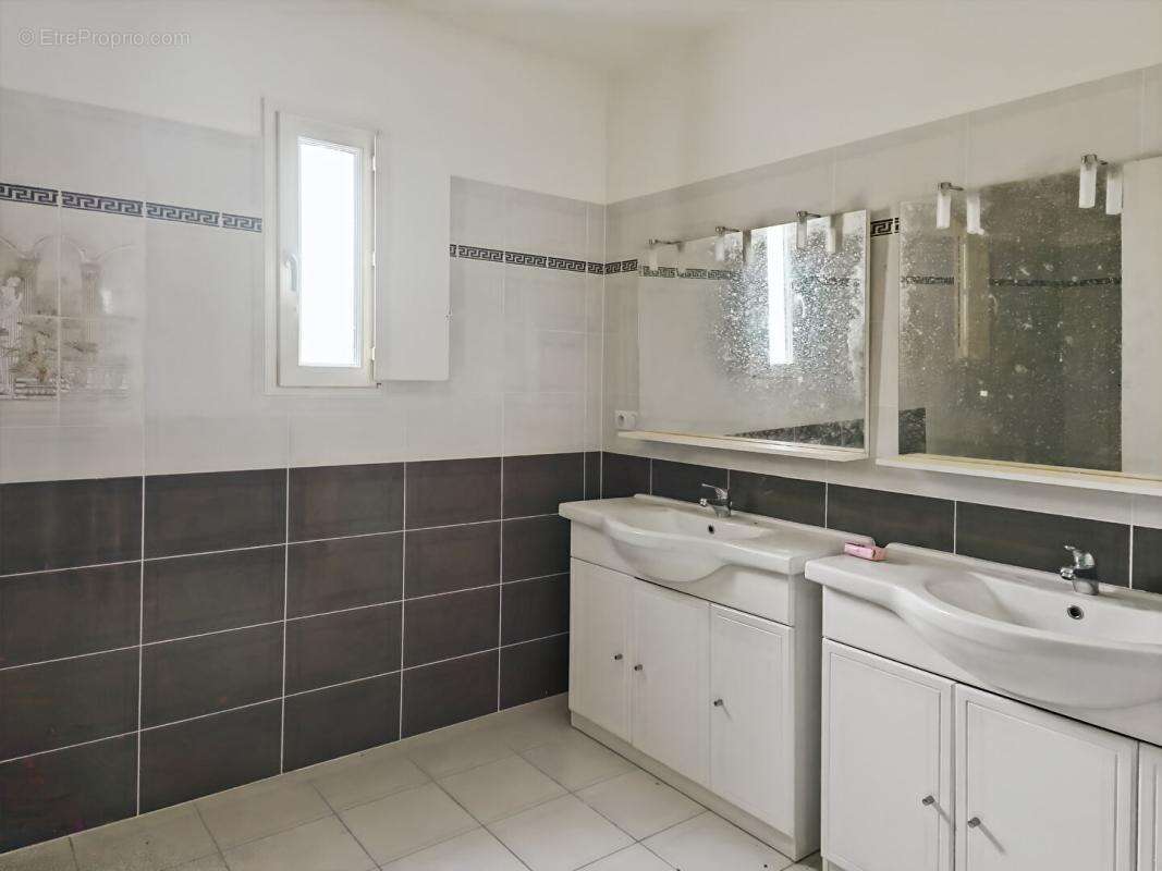Maison d'architecte 307 M2, TERRAIN 6000 M2 - photo 9