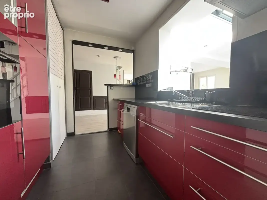 Maison 6 pièces 105 m² à vendre à Saint-Germain-Les-Corbeil (91250) - photo 3