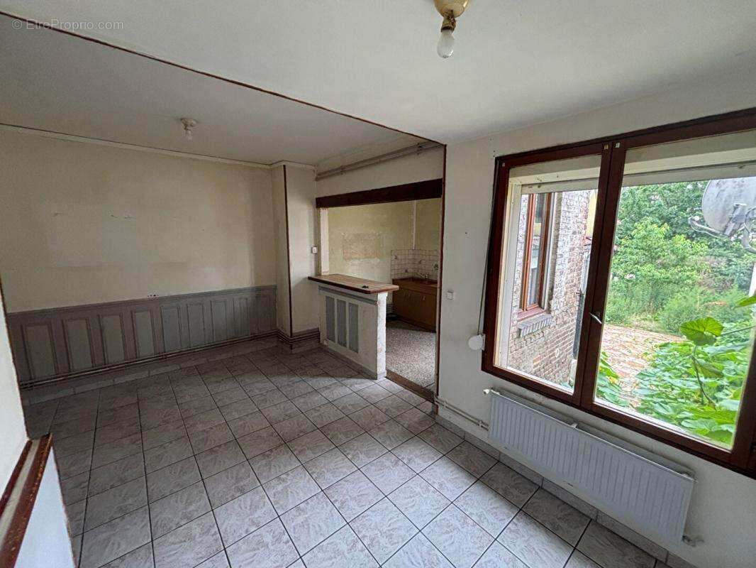 Maison à CHAUNY