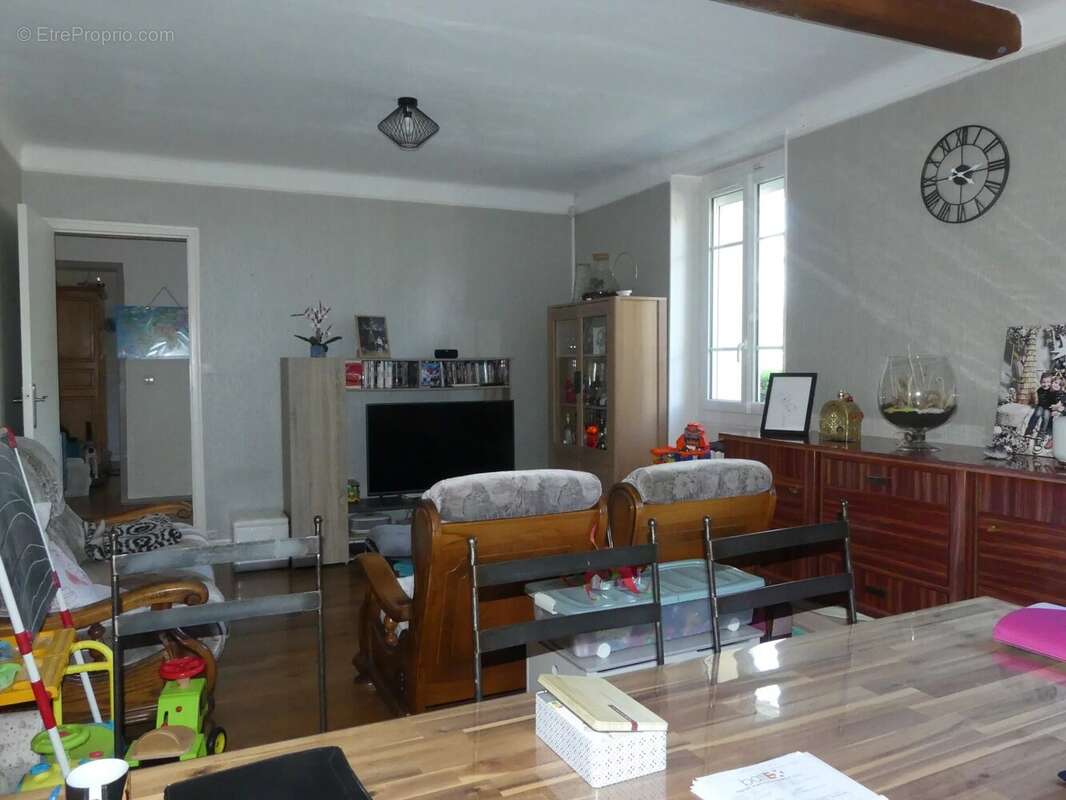 Maison à SAINT-MAURICE-LES-COUCHES