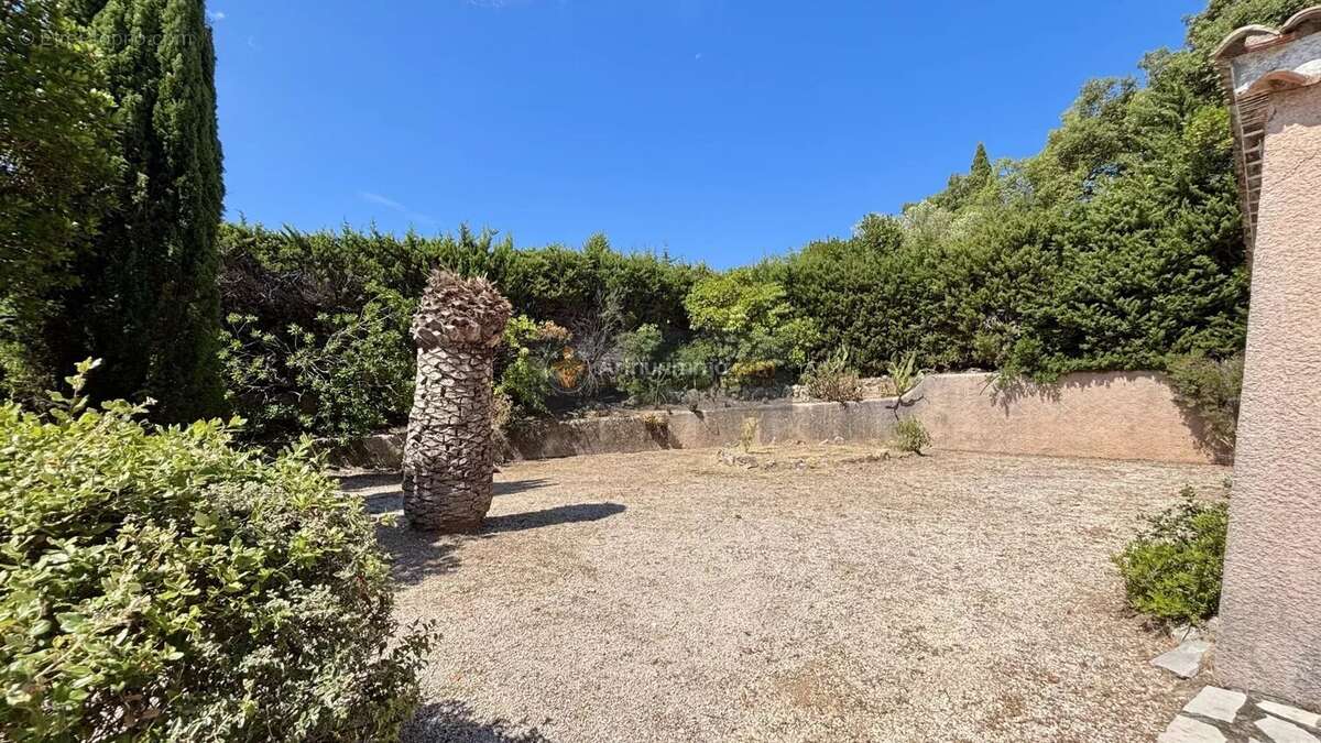 Coup de Coeur ST AYGULF Plain Pied Avec Vue mer - photo 6