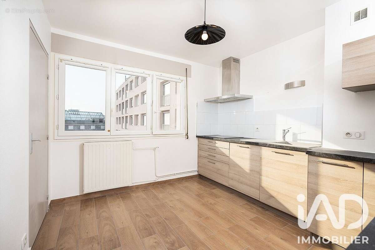Photo 2 - Appartement à SAINT-ETIENNE