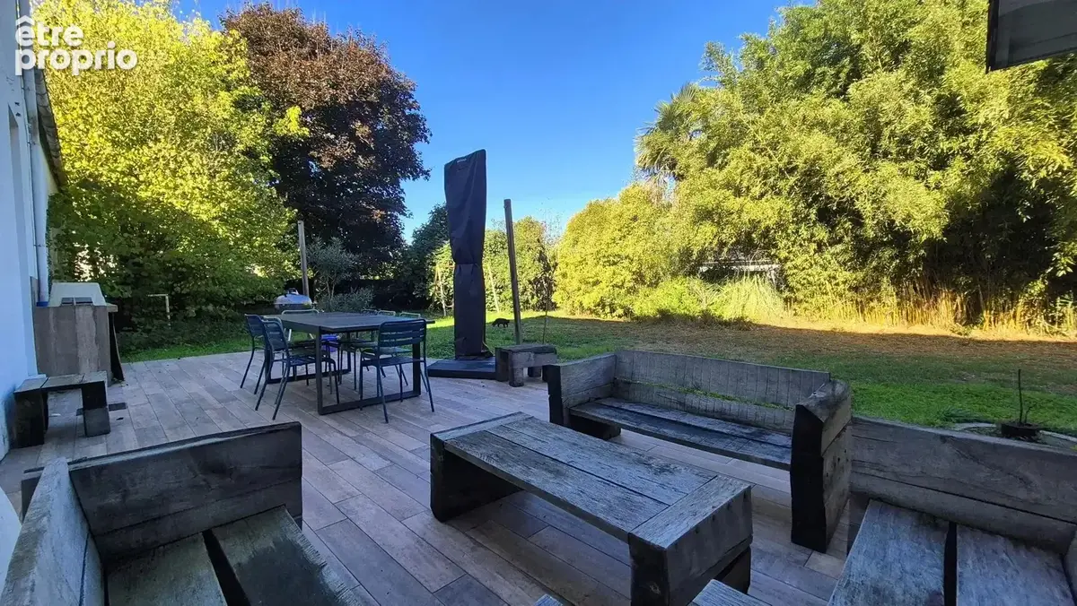 EXCLUSIVITÉ, BORDES, A VENDRE, Maison 6 chambres de 233,25 m² sur une parcelle de 939 m² - photo 16
