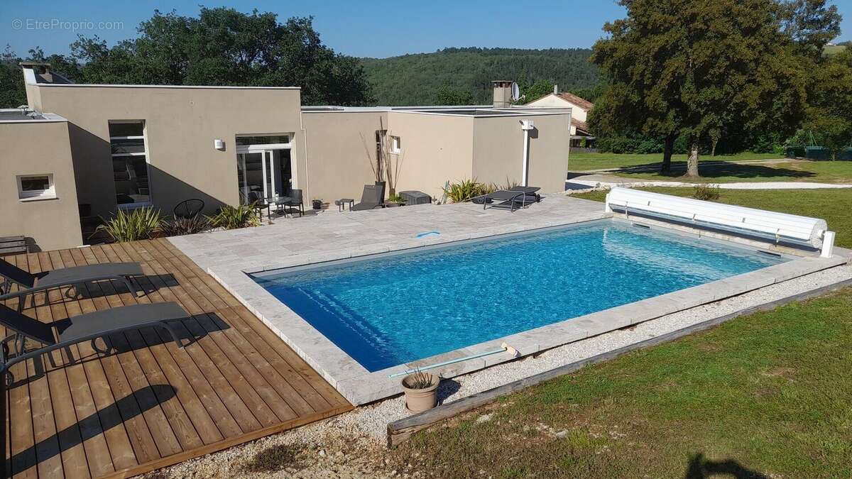 20230614183405.jpg - Maison à CAHORS