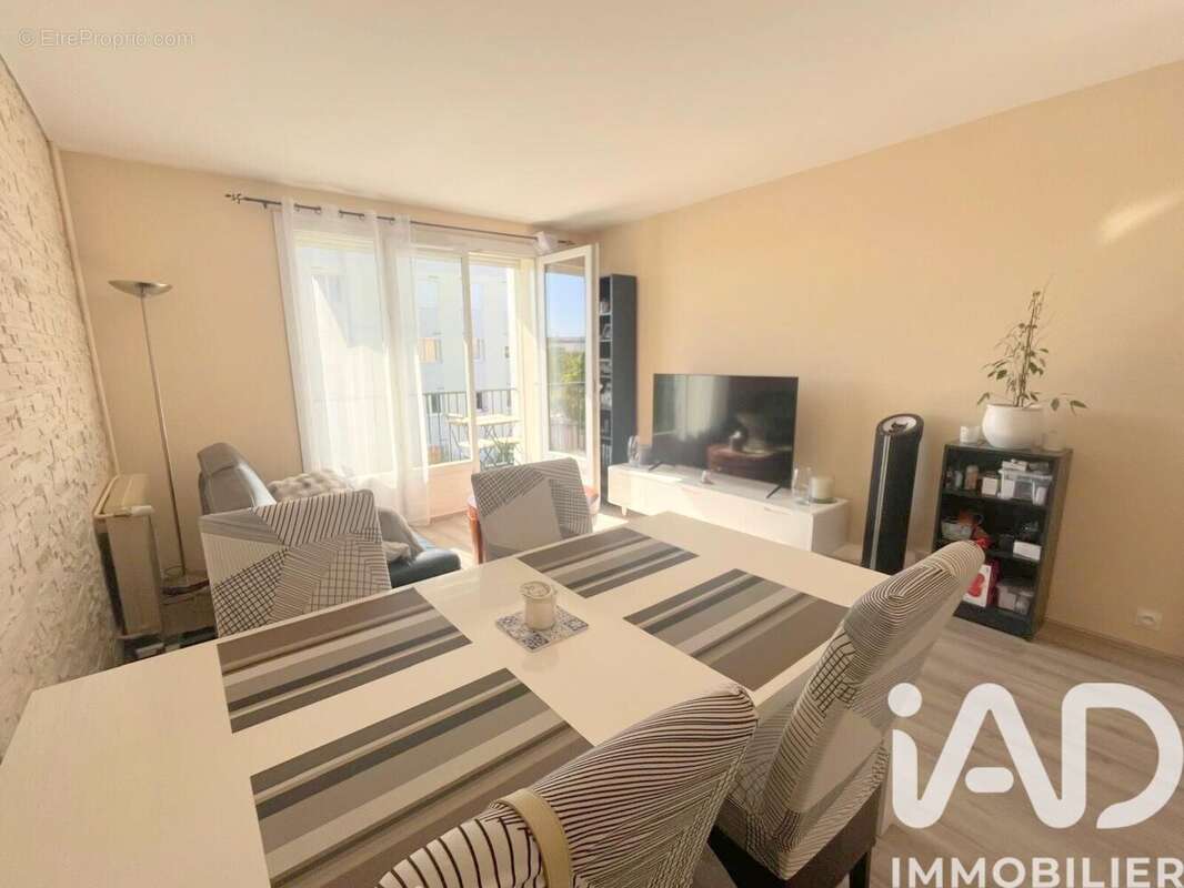 Photo 2 - Appartement à BRETIGNY-SUR-ORGE