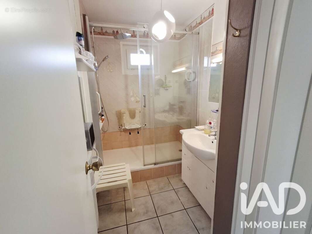 Maison 101 m² à Val-De-Reuil  - photo 9