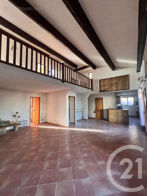 Maison 147 m² à Aigues-Mortes  - photo 7