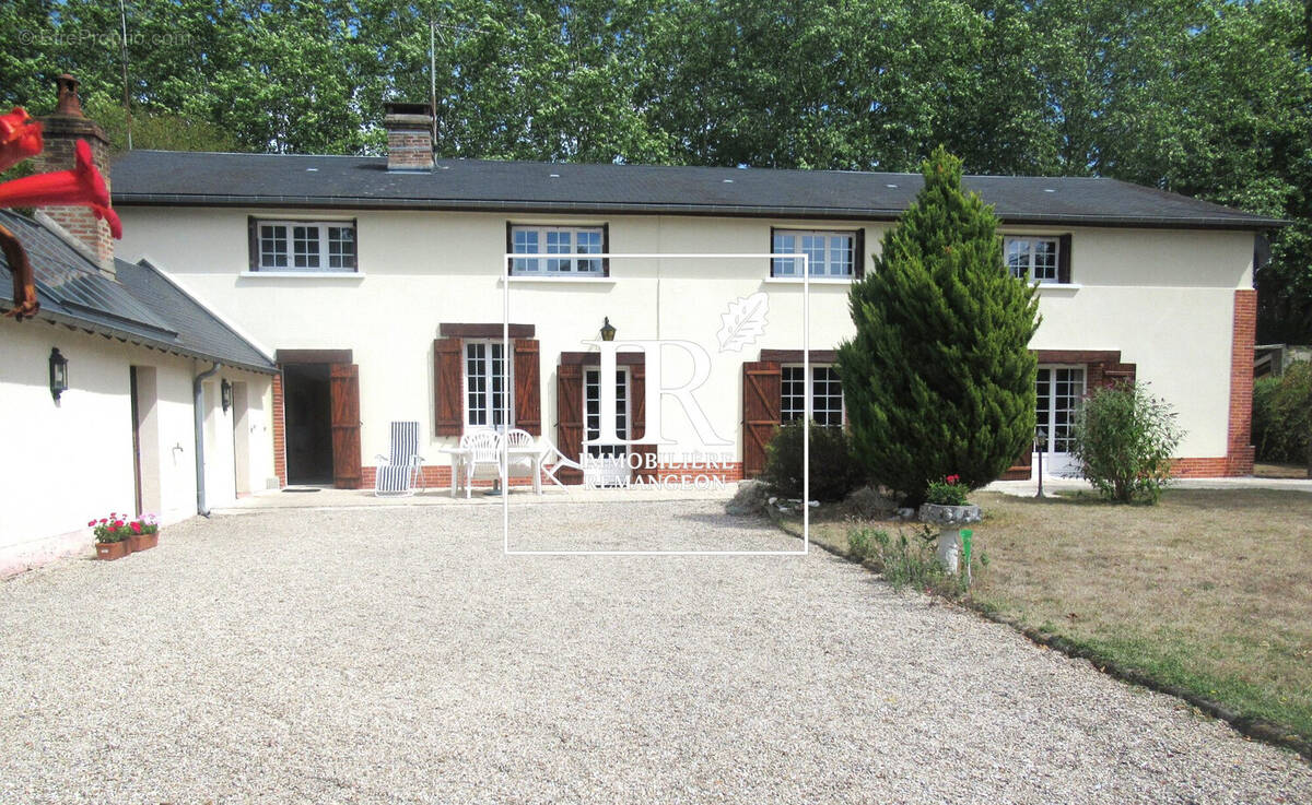 Maison à LAMOTTE-BEUVRON