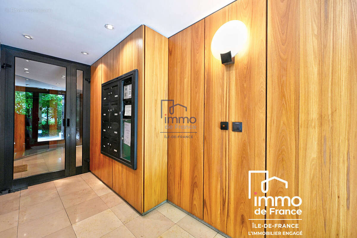 Appartement à VERSAILLES