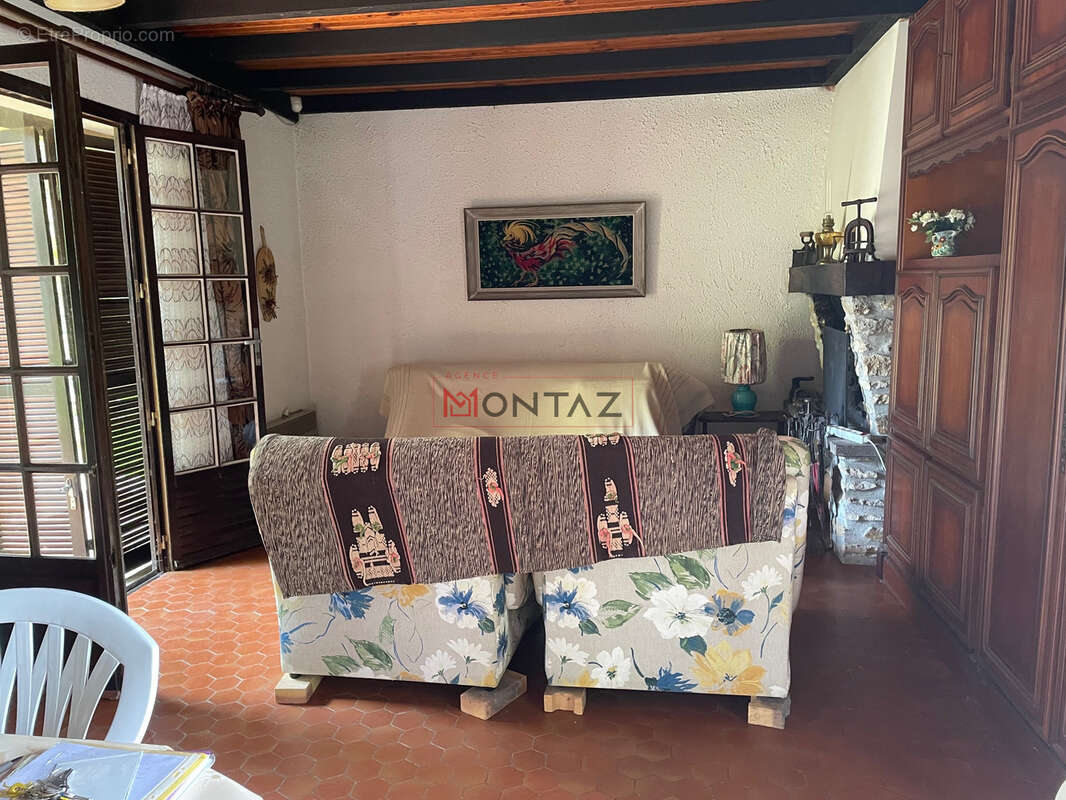 Maison à MONTOLIVET