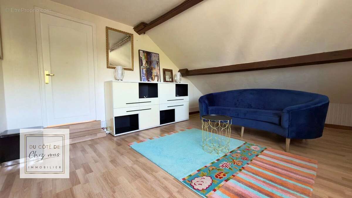 Maison à BUCHERES