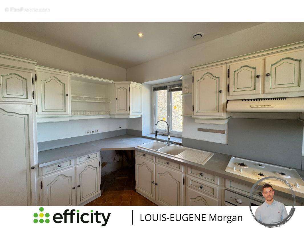 Maison à SAINT-JEAN-DE-SAUVES