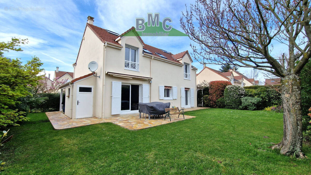 Maison à LE PLESSIS-BOUCHARD