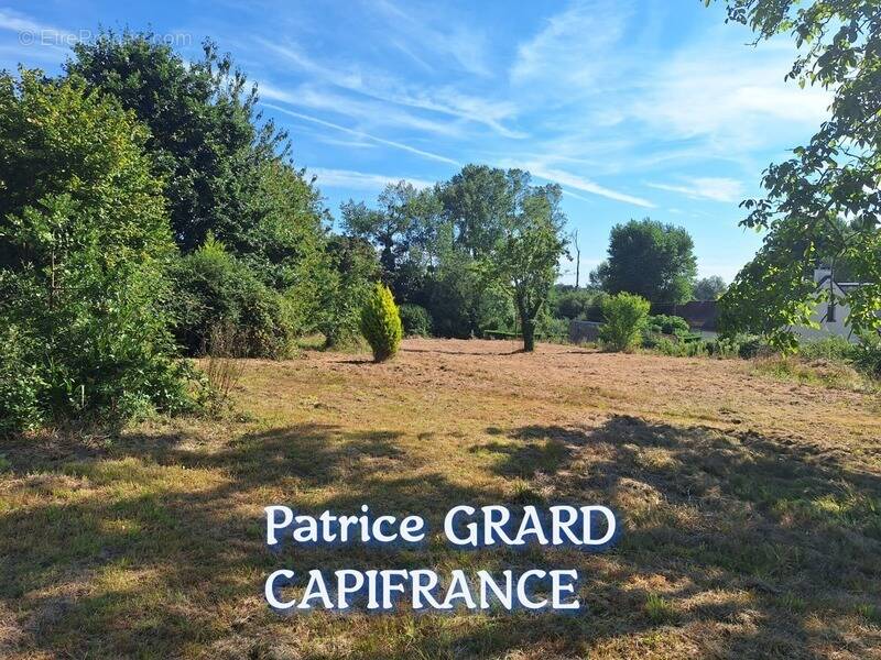 Terrain à QUETTREVILLE-SUR-SIENNE