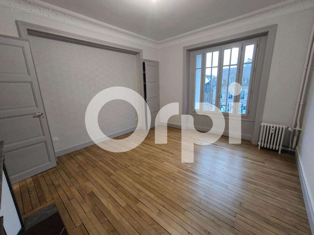 Appartement à BRIVE-LA-GAILLARDE