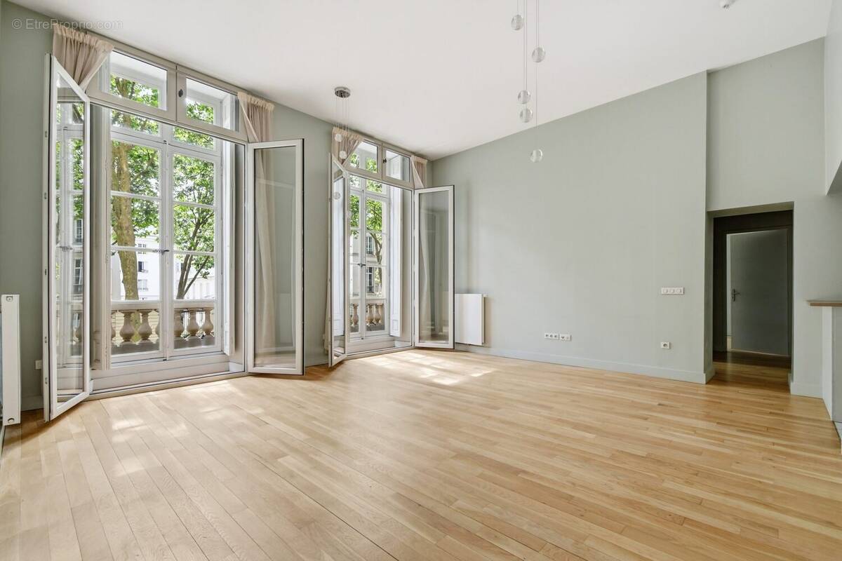 Appartement à VERSAILLES