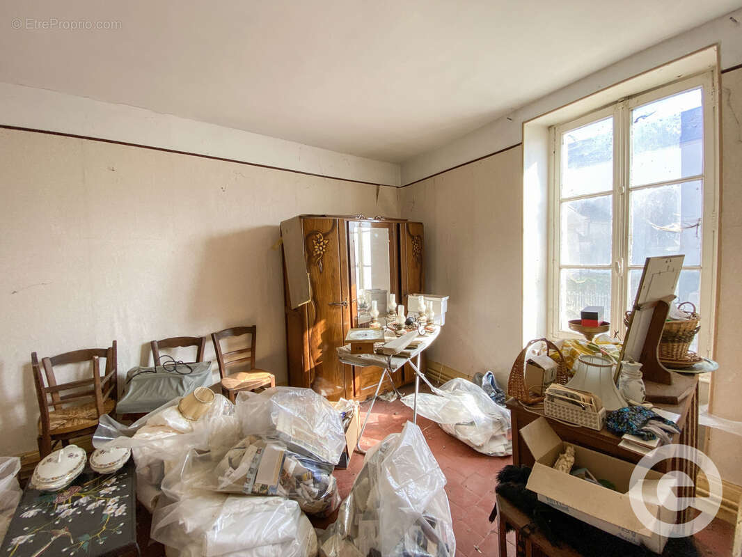 Maison à L'ISLE-SUR-SEREIN