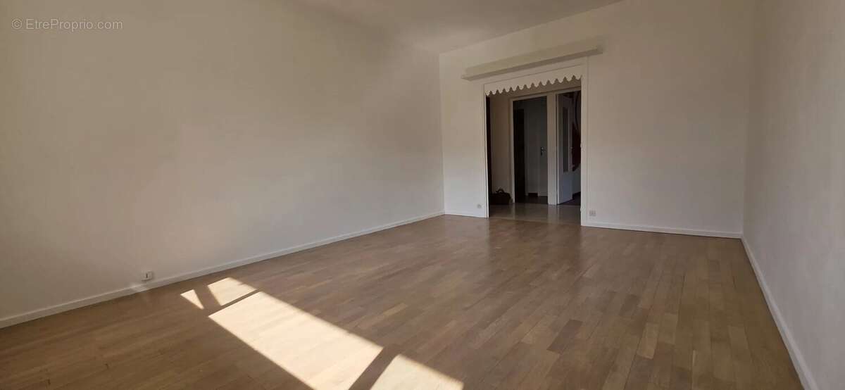Appartement à LYON-6E