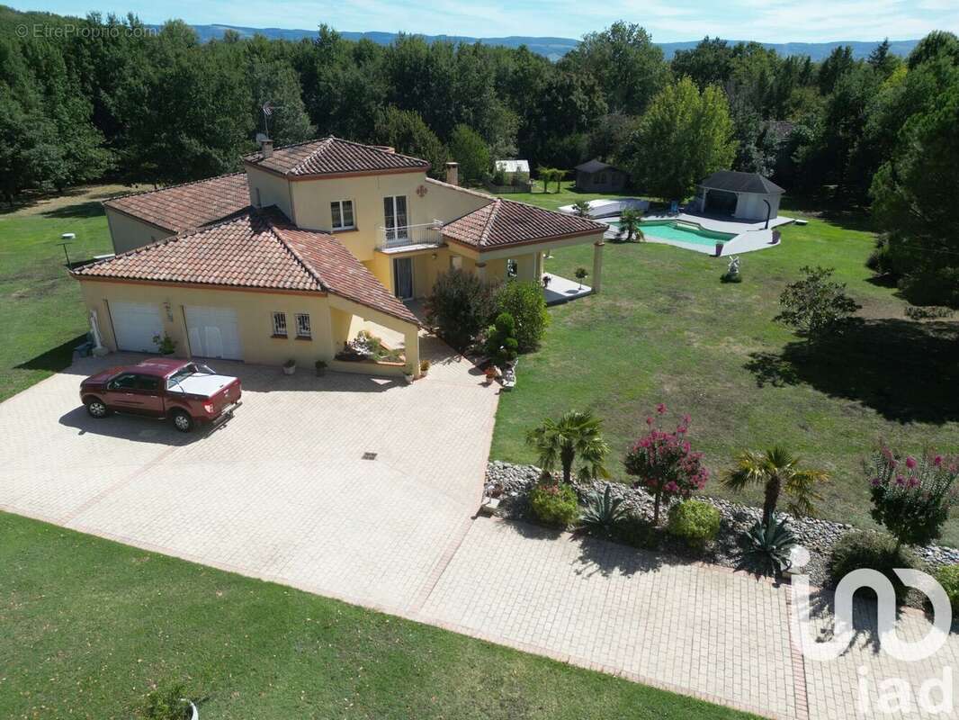 Maison 243 m² à Lempaut  - photo 4