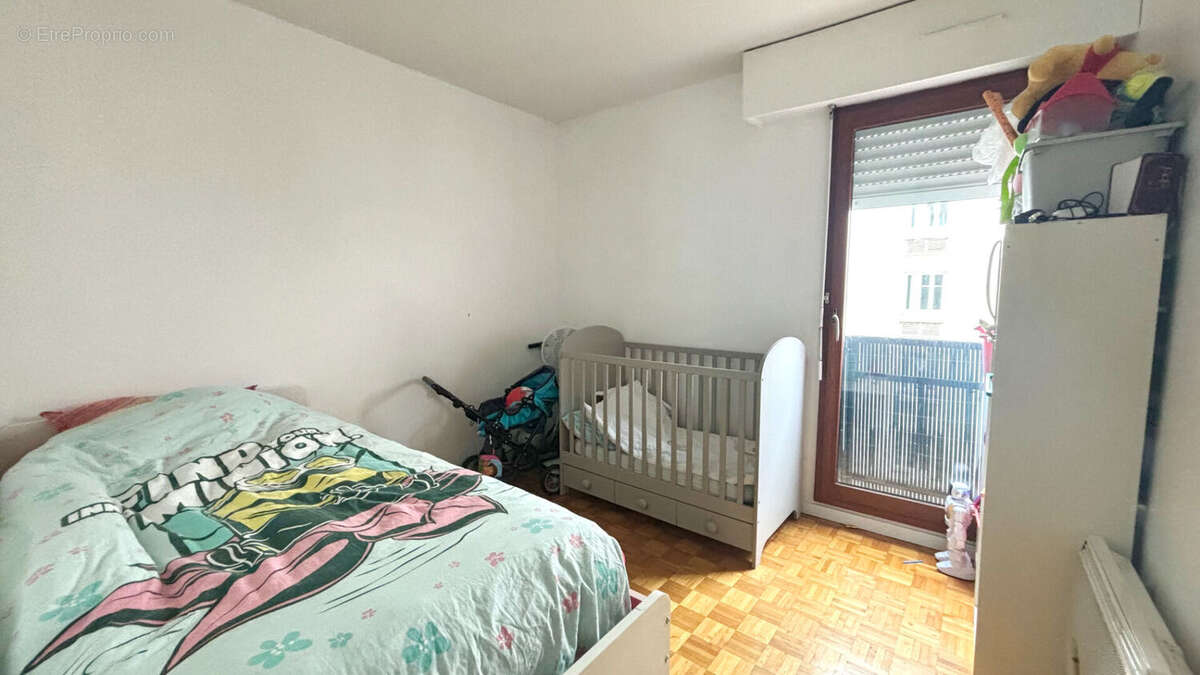 Appartement à PARIS-12E