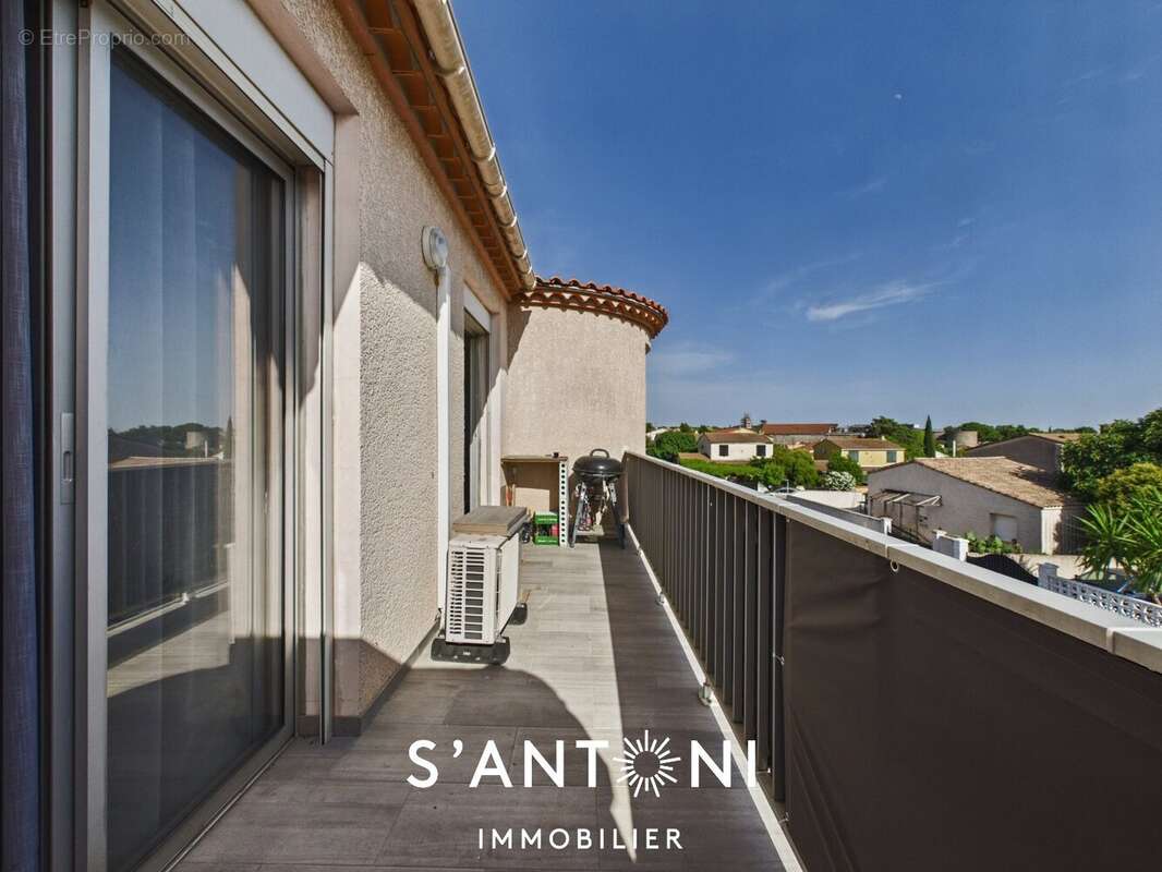 EXCLUSIVITE à CERS  Appartement sans charge de co-propriété DE 100m² entièrement rénové en 2024, 3 chambres, garage, parking pr - photo 10