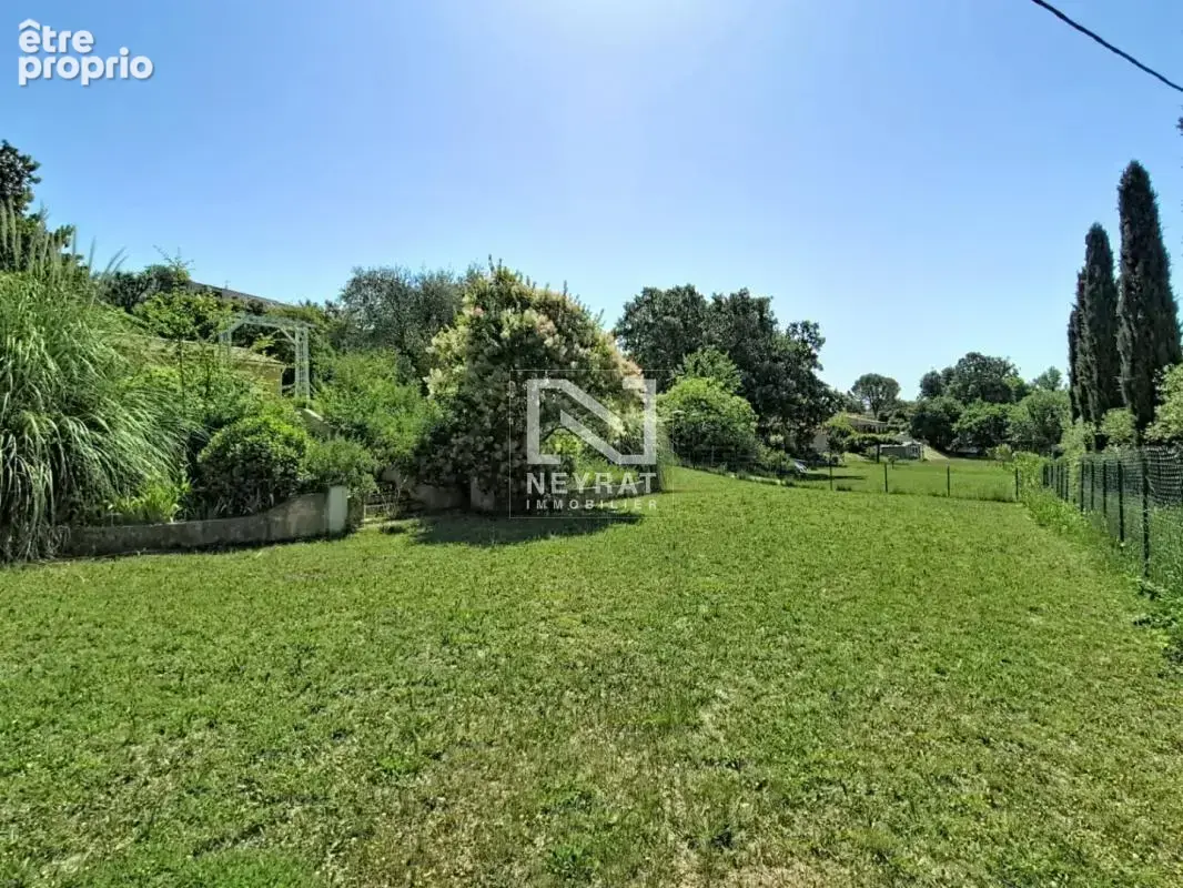 Tourrettes — secteur résidentiel premium - villa de plain-pied avec superbe jardin - photo 4