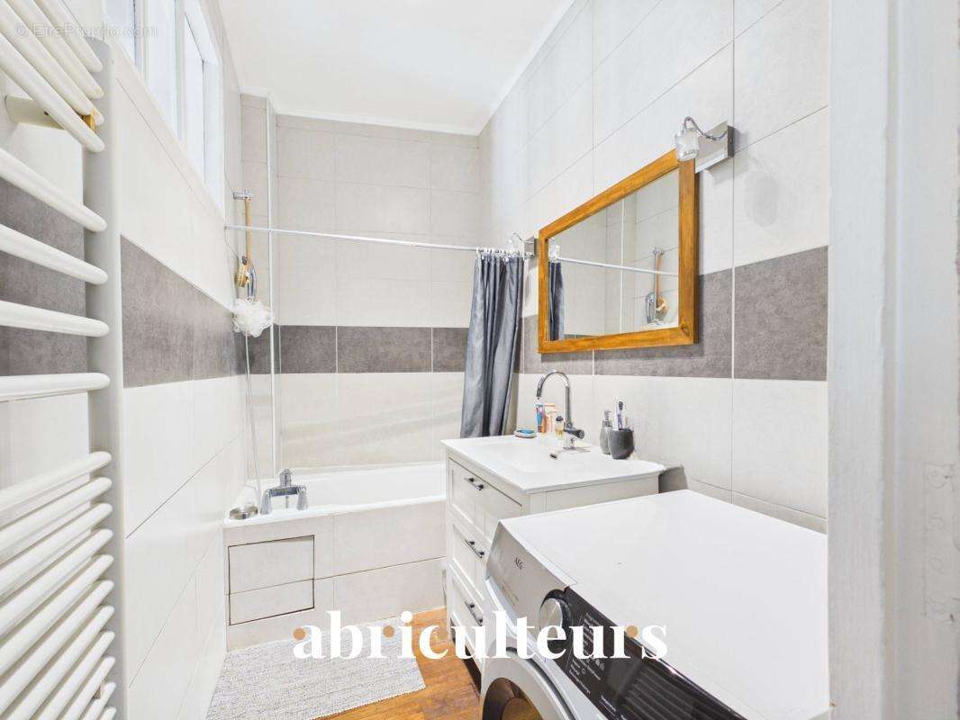 Charmant appartement - 61 m² - 3 pièces en vente à Saint-Mandé (94160) - photo 13