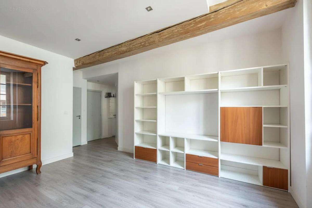Appartement à LYON-1E