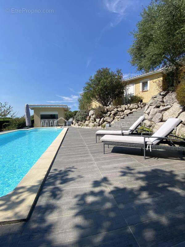 Maison à CASTELGINEST